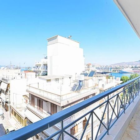 Cozy Apartment Located On Piraeus Port Area- Esterno foto